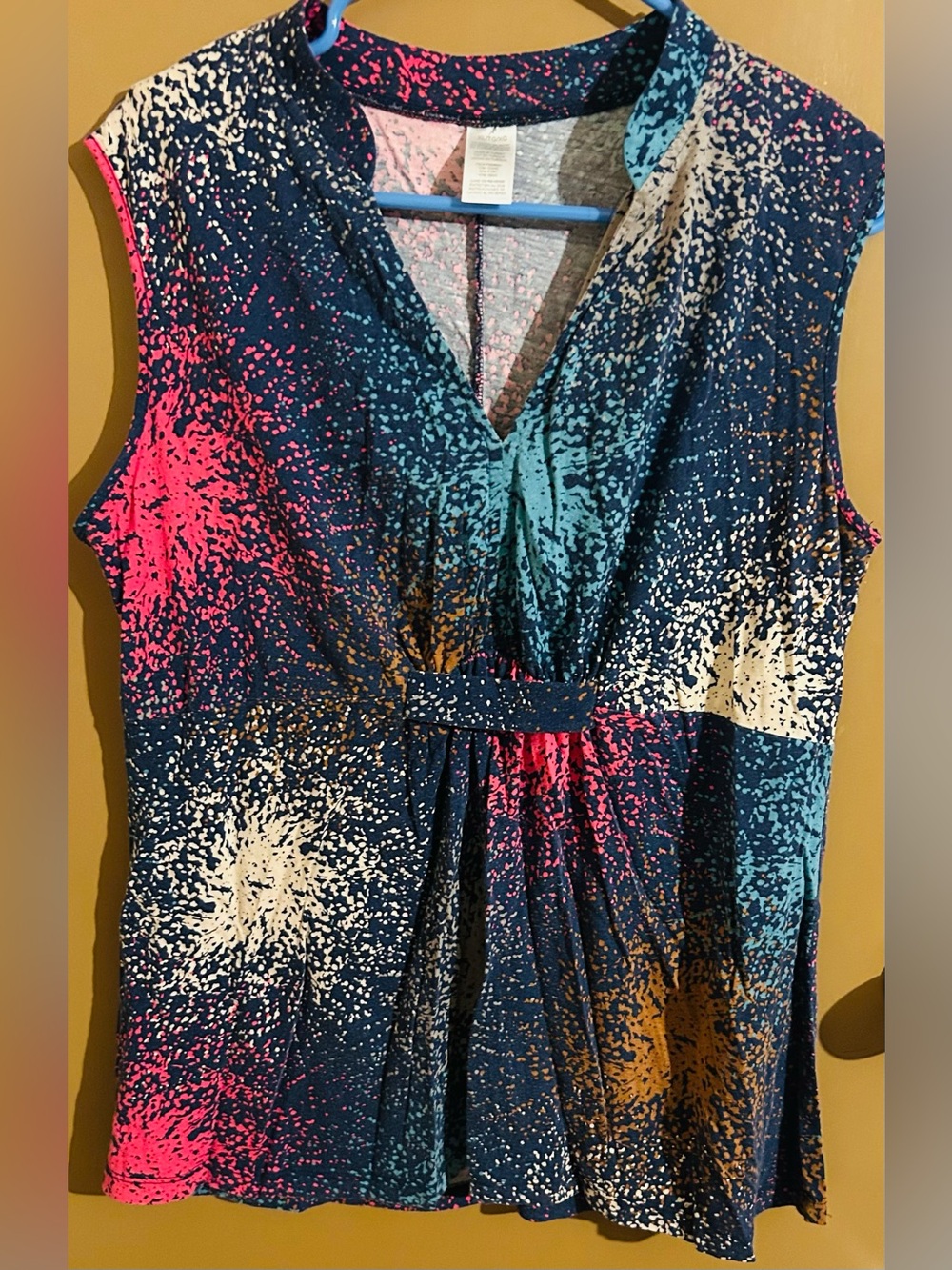 Women's Sleeveless V-Neck Abstract Splatter Print Blouse - XL